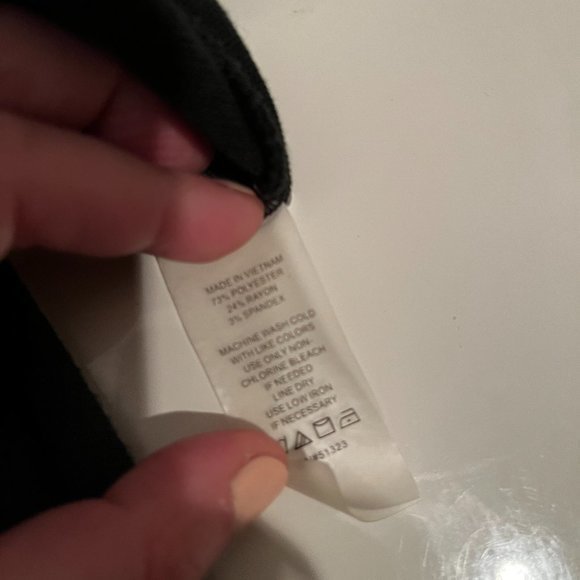 Vince Camuto 1X Plus-Sized Lightweight Flowy Sweater (Dark Green) (worn once) - Picture 10 of 13